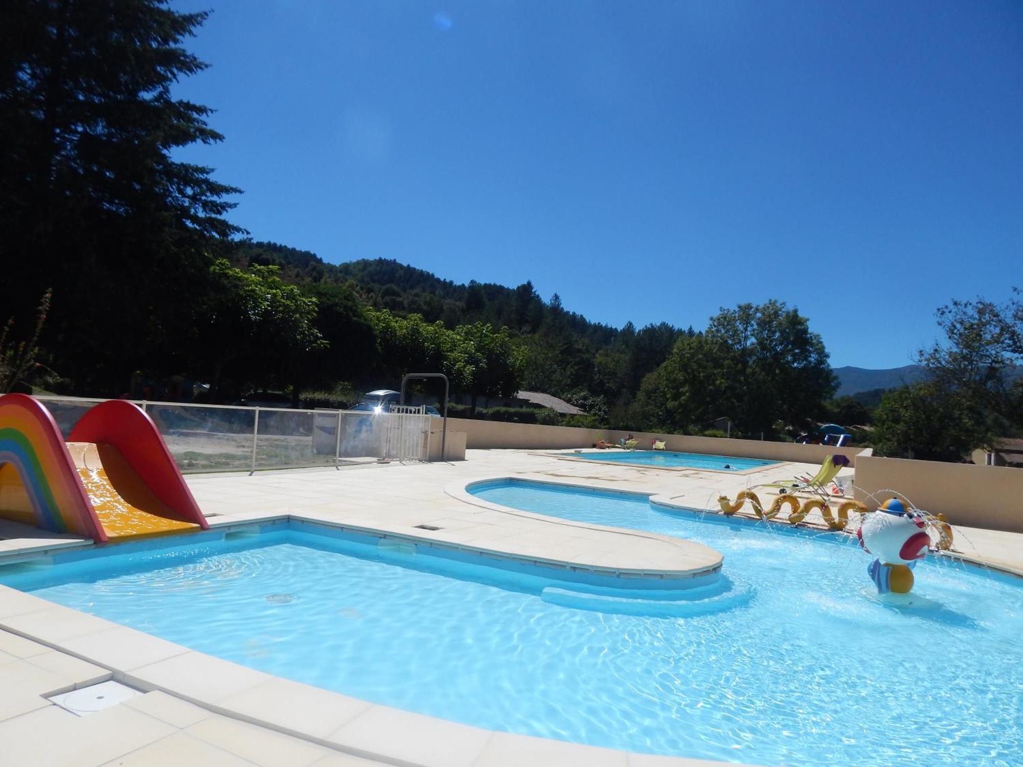 Camping Bonneval Jaujac Bagian luar foto