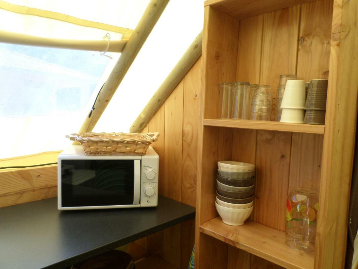 Camping Bonneval Jaujac Bagian luar foto